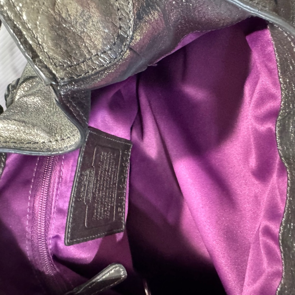 Rare Coach Metallic Leather Annie Bag - Picture 13 of 15